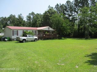 44123 Willow Ln, Callahan, FL 32011