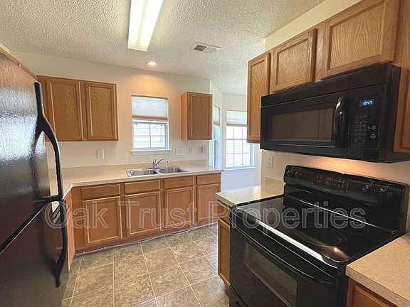 5th image of 4840 Carnoustie Ct