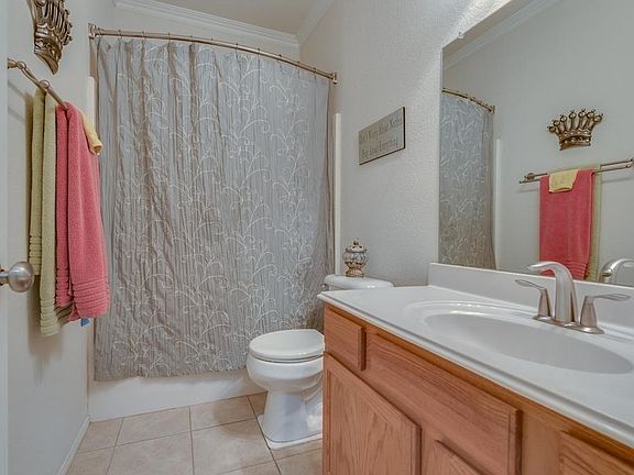 4th image of 3858 Juniper Hills Dr