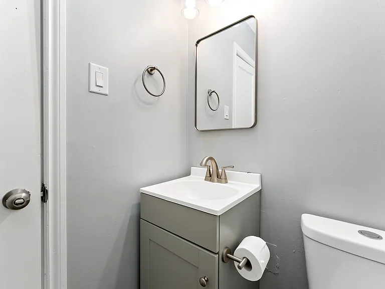315 N Washington St #5 — Photo 20