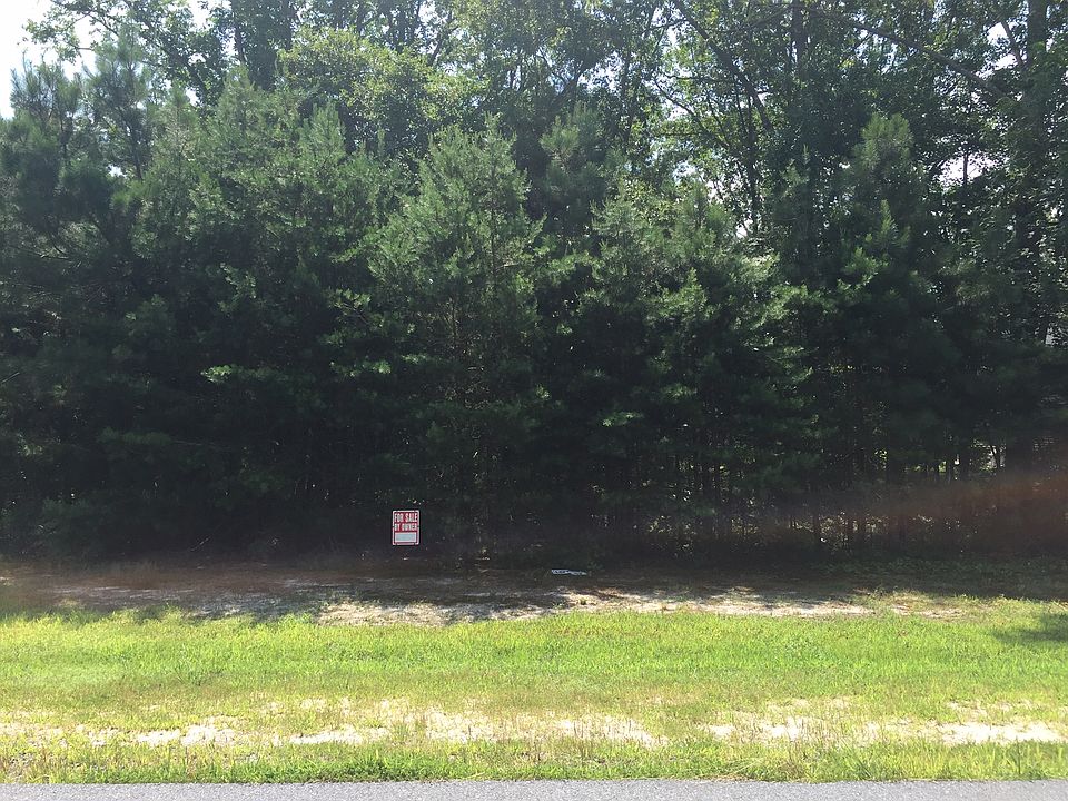 2nd image of Red Oak Dr
