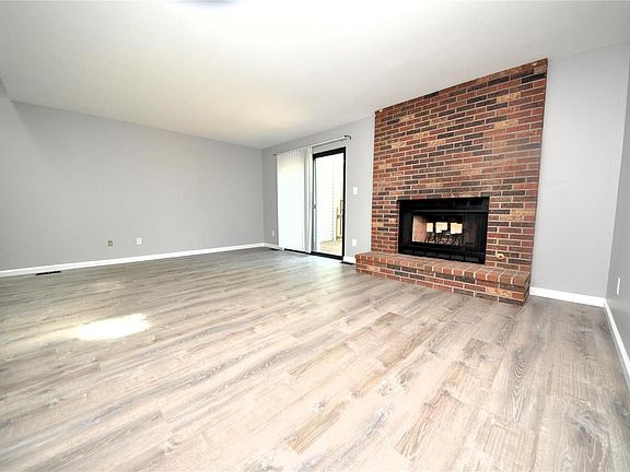 5th image of 1831 Tawny Ash Dr