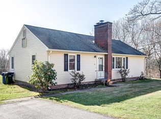 76 Hopkins Rd, Ellington, CT 06029