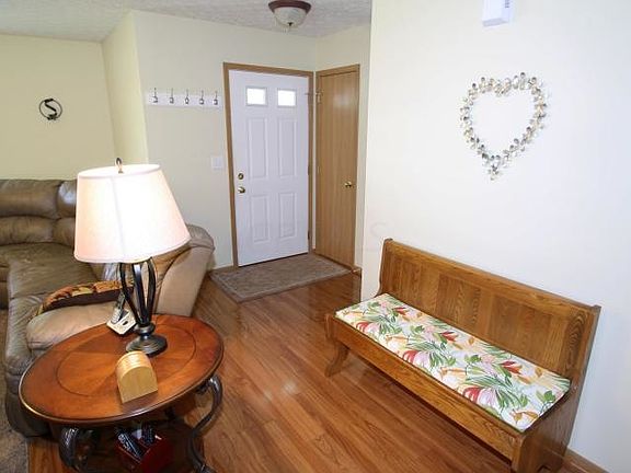 5th image of 8298 Mira St