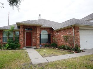 11814 Hueco Tanks Dr, Sugar Land, TX 77498