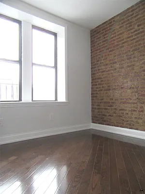 Rented by DSA Realty | media 27