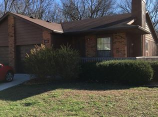 515 Pepperhill Ct, Glen Carbon, IL 62034