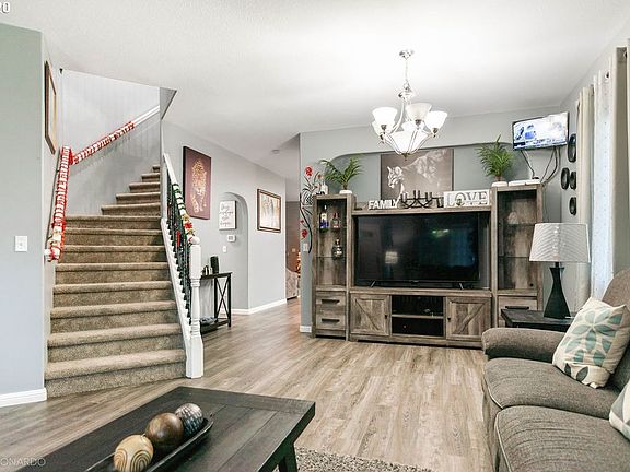 5th image of 4205 NE 94th St