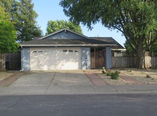 2271 Greenfield Dr, Fairfield, CA 94534