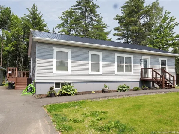 29 Newfound Ln, Lincoln, NB E3B 0X1