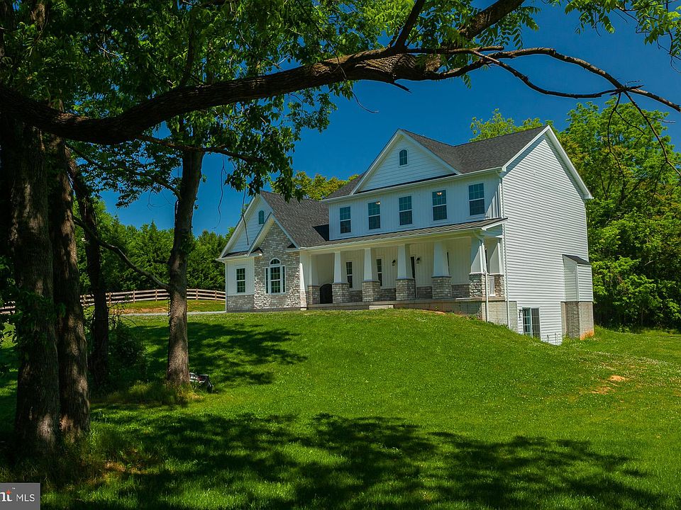 63 E Richwood Hall Ct, Charles Town, WV 25414 Zillow