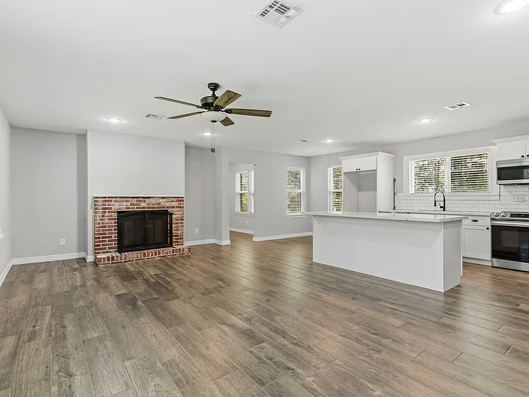 165 Morris Dr — Photo 11