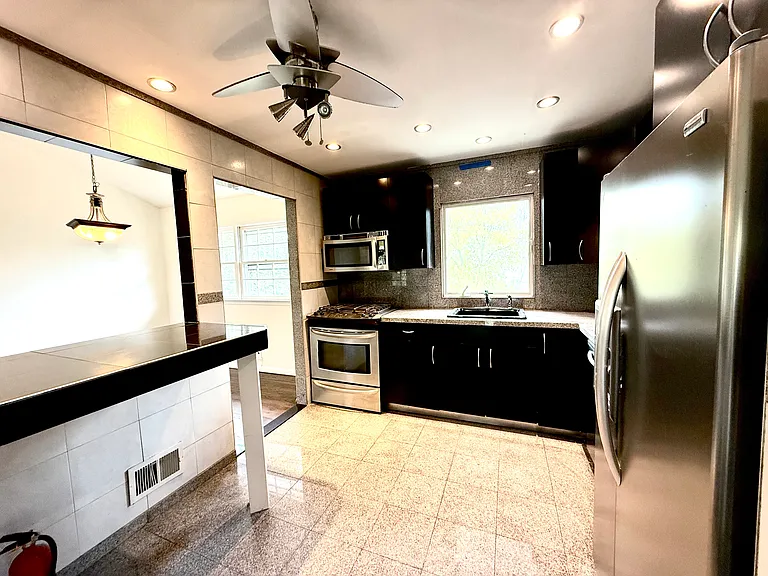 13 Poplar Pl — Photo 7