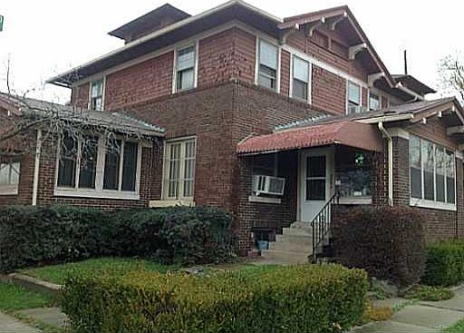 1st image of 209 N Washington St
