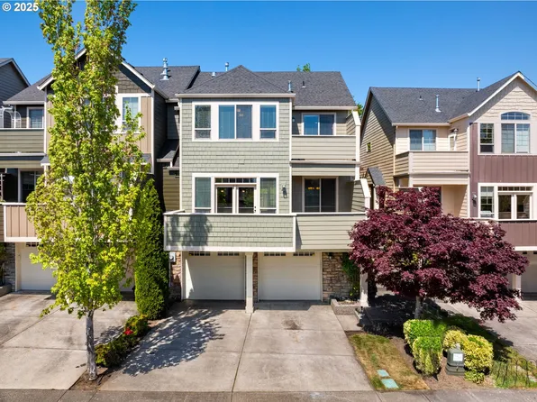 765 W U St, Washougal, WA 98671