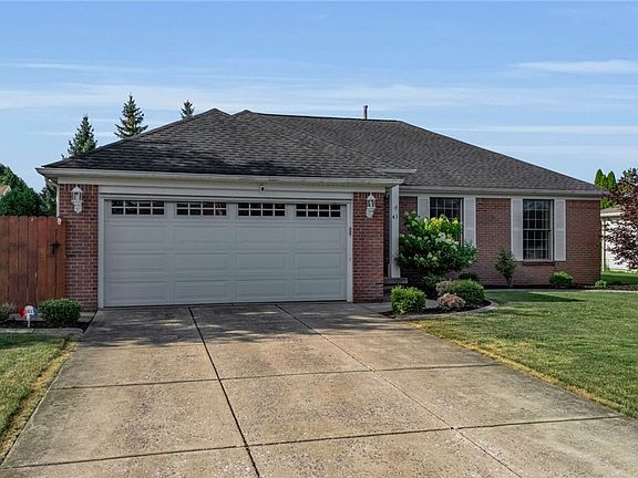 2nd image of 43 Woodgate Dr