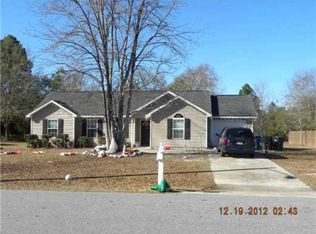 208 Walker Dr, Guyton, GA 31312