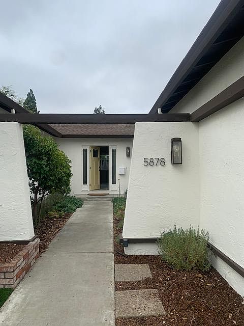1st image of 5878 Amapola Dr