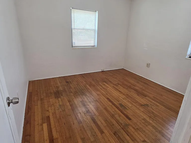 1824 Roosevelt St #B — Photo 9