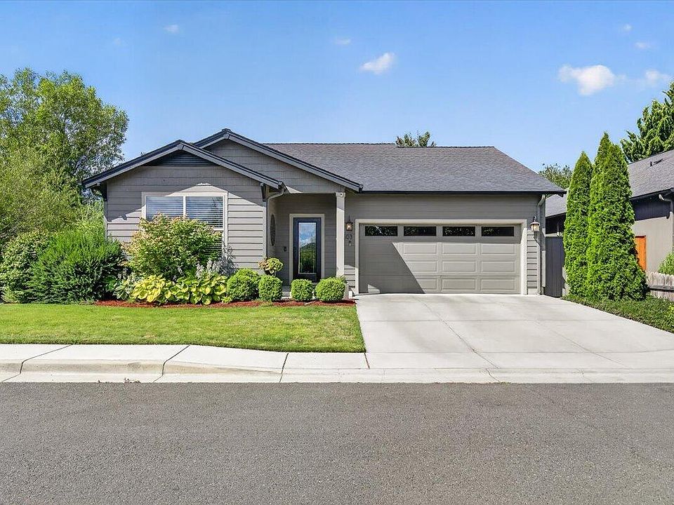 1st image of 503 Antilles Ln