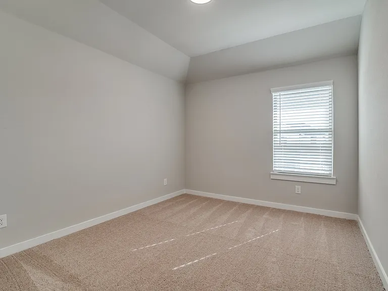 2717 Green River Rd — Photo 10