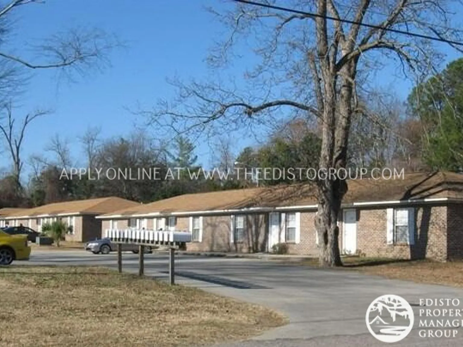 1031 - 1091 Fairfield Street — Photo 1