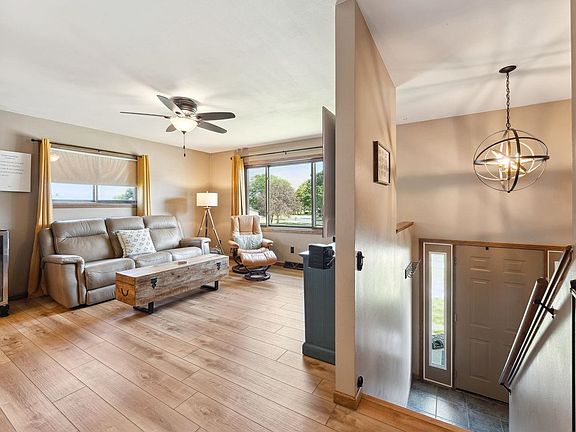 5th image of 1805 Jessica Ln