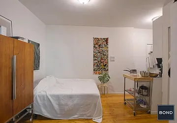 Rented by Bond New York