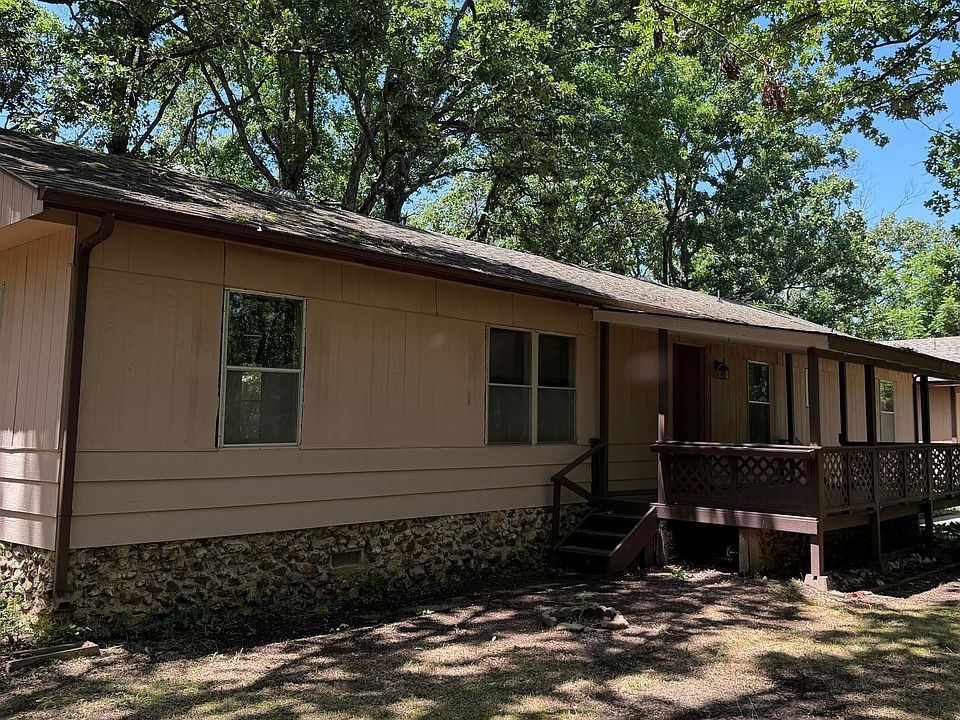 1st image of 8879 Douglas Pl