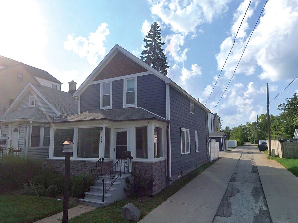 1st image of 415 Bloom St