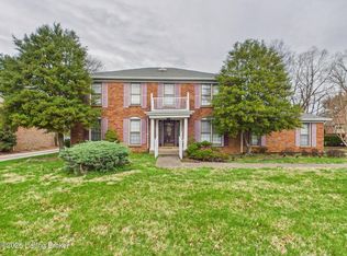 9203 Linn Station Rd, Hurstbourne, KY