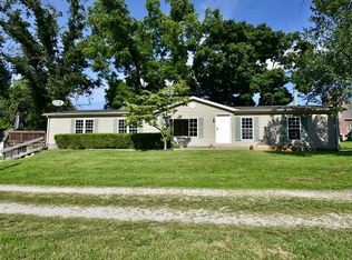 9304 W Arch St, Yorktown, IN 47396