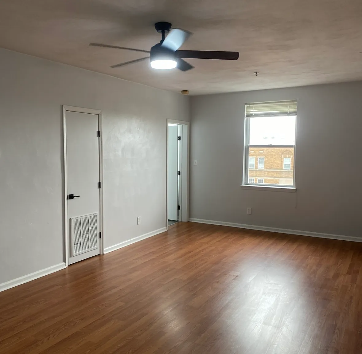 1 bed, $1,350 — Photo 3