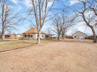 200 N Dean St, Mount Hope, KS 67108