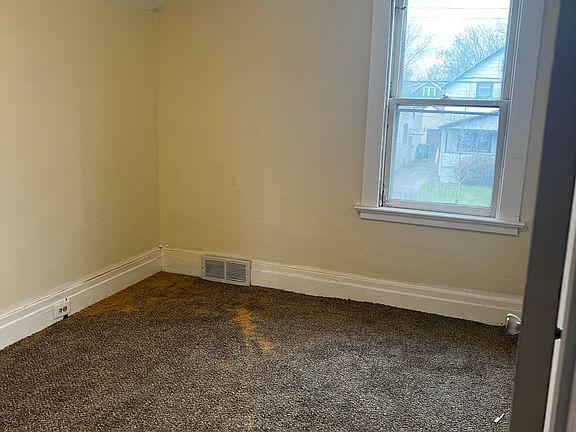 5th image of 75 Fennimore Ave Floor 2