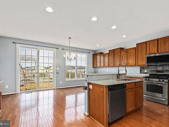 4th image of 9054 Marble Falls Ct