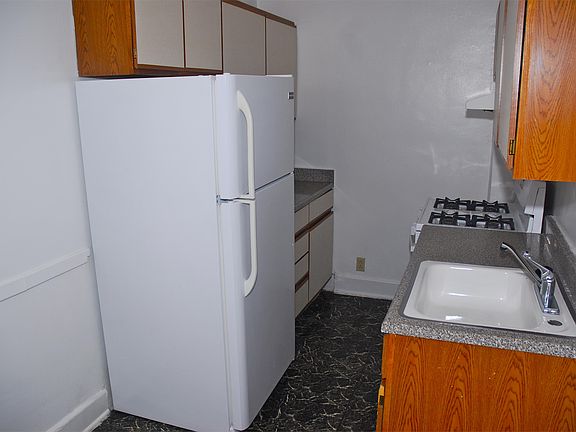 4th image of 1130 Parker St APT 317