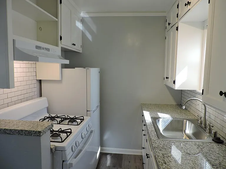 2700 N St #4 — Photo 5