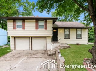 312 N Speck Ave, Independence, MO 64056