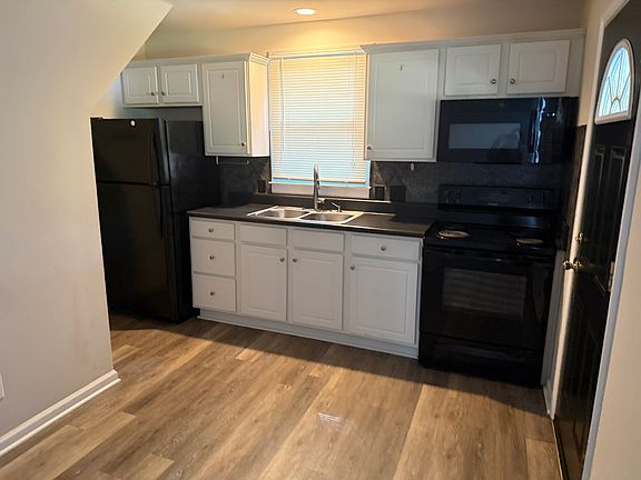 Beautiful updated kitchen