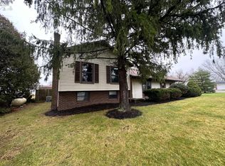 18 Surrey Ct, Monroeville, OH 44847