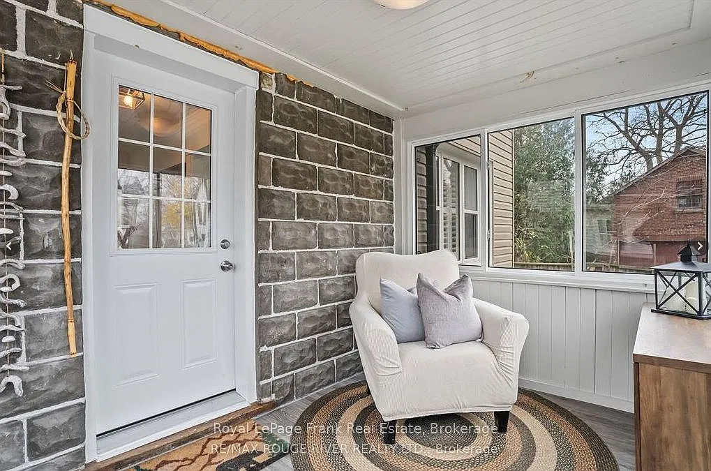 4 bed, $2,900 — Photo 3