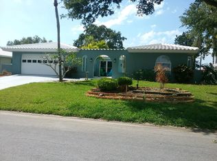 3 Old Trail Rd, Englewood, FL 34223