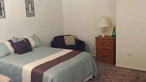 La Petite Chateau Apartments — Photo 13
