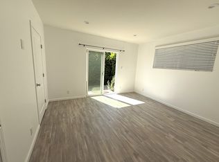 6011 Colfax Ave #6011, North Hollywood, CA 91606