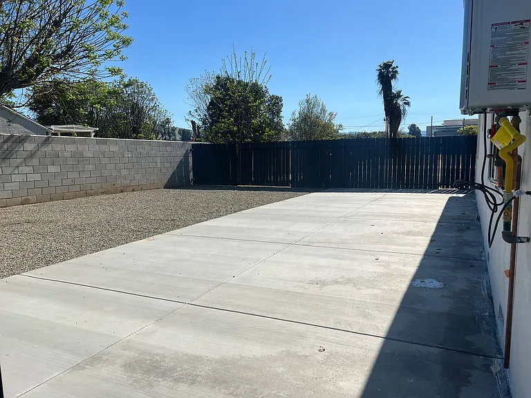 Nye Ave — Photo 8
