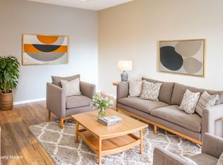 603 13th Ave SW, Calgary, AB T2R 0K6