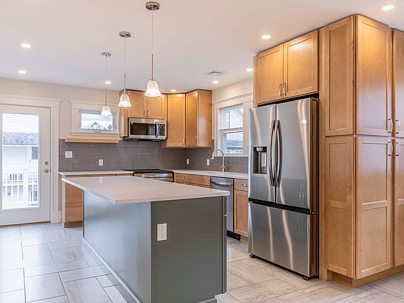 Kitchen Island