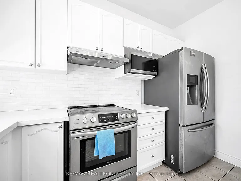 172 Vittorio De Luca Dr — Photo 25