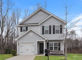 808 Gunnar Dr, Gastonia, NC 28054